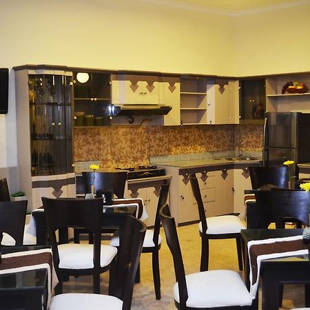 Srikandi Guesthouse 말랑 외부 사진