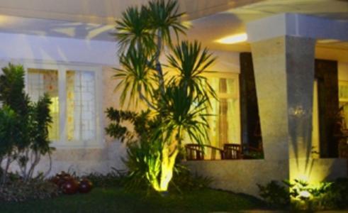 Srikandi Guesthouse 말랑 외부 사진