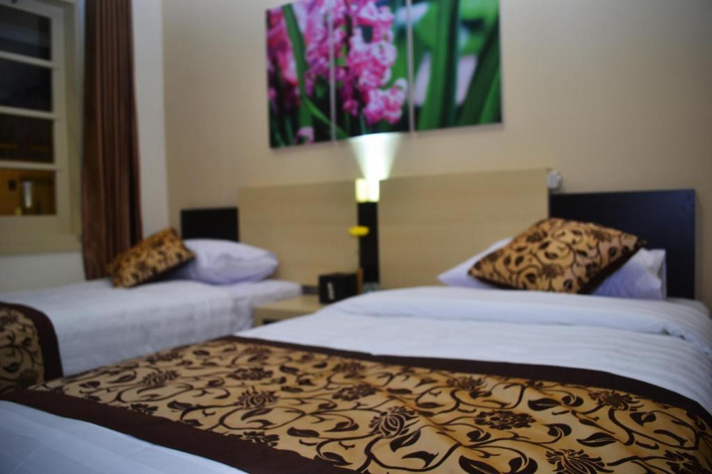 Srikandi Guesthouse 말랑 외부 사진