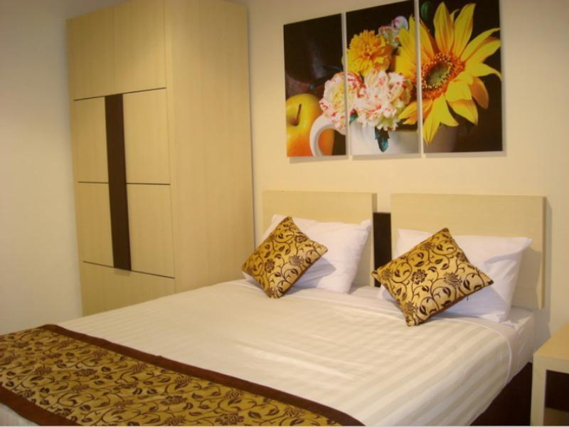 Srikandi Guesthouse 말랑 외부 사진